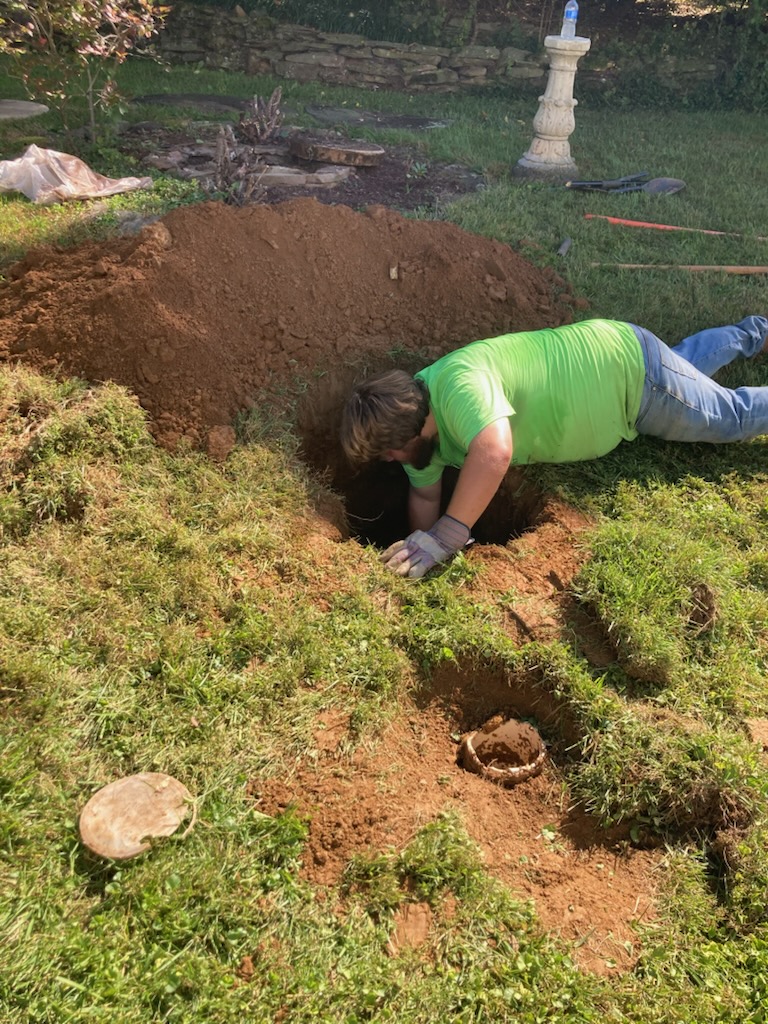 accessing septic tank